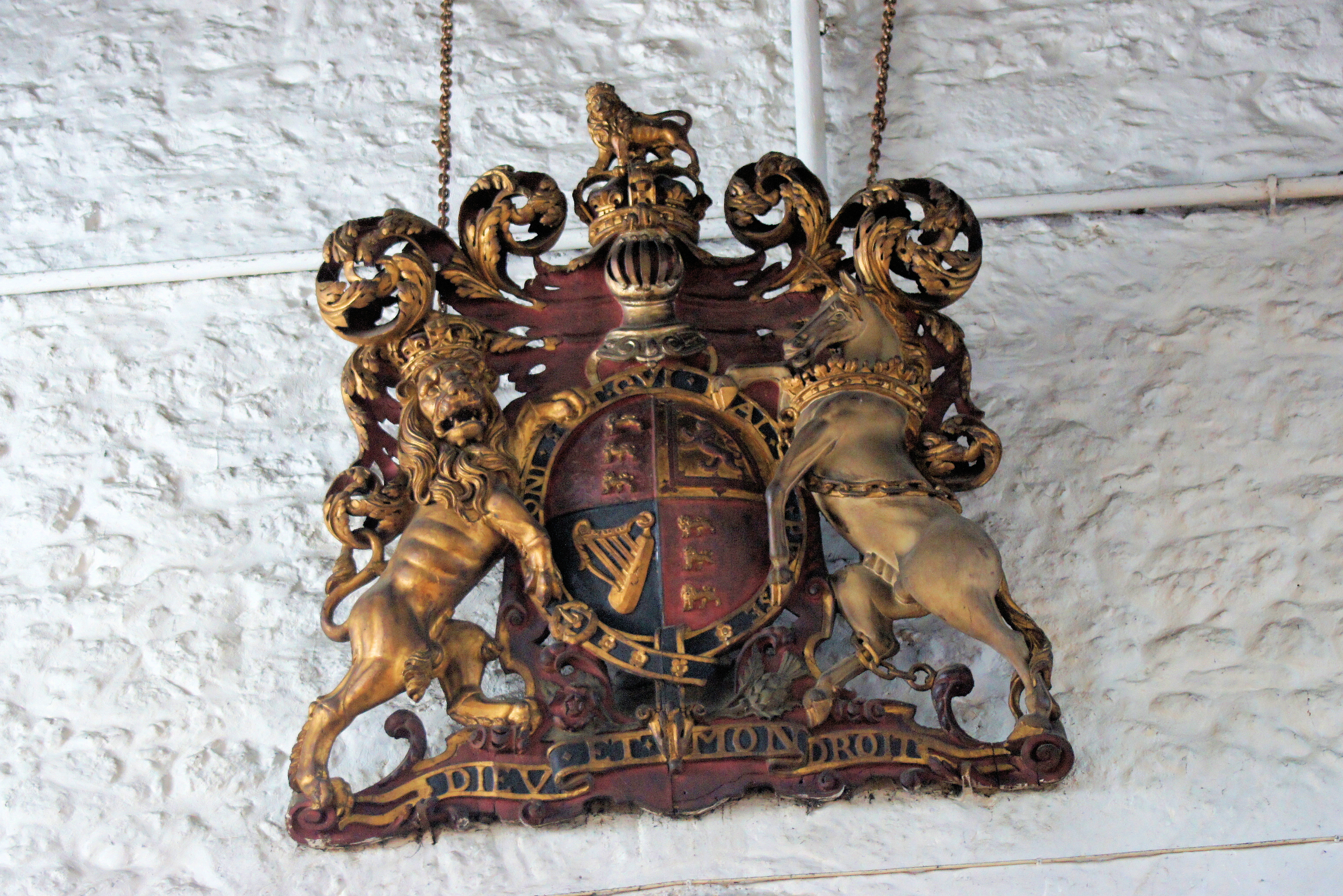 Royal Arms Queen Victoria